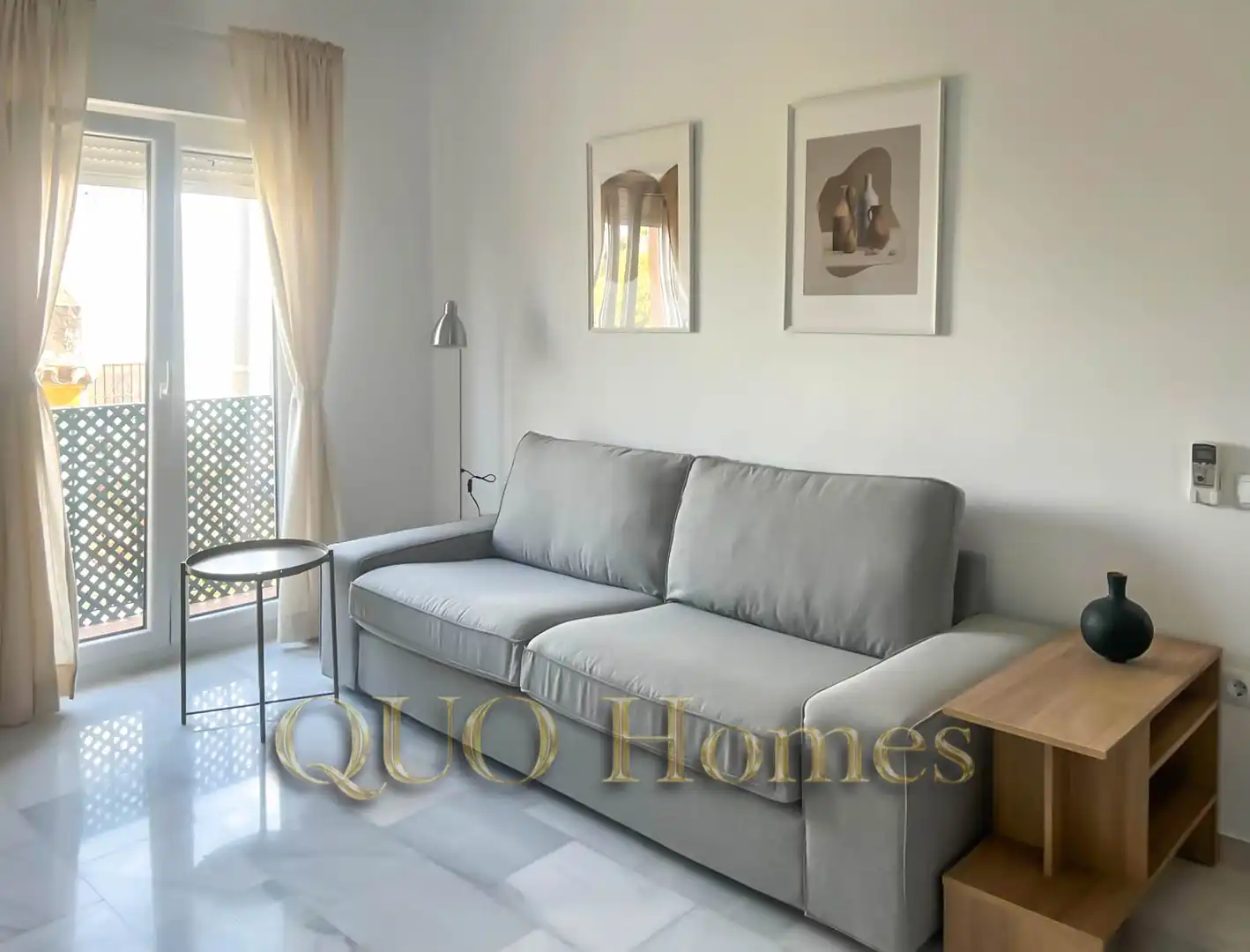 Sala d'estar de Pis en venda en Jerez de la Frontera amb Aire condicionat, Moblat i Balcó