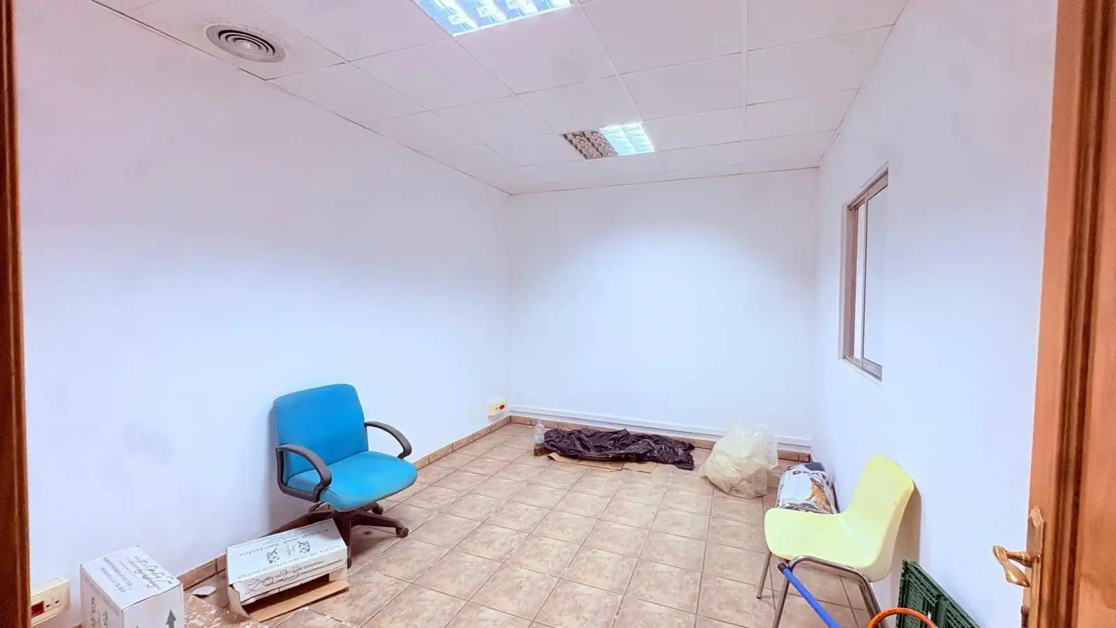Business premises for sale in Poble, imagen 15