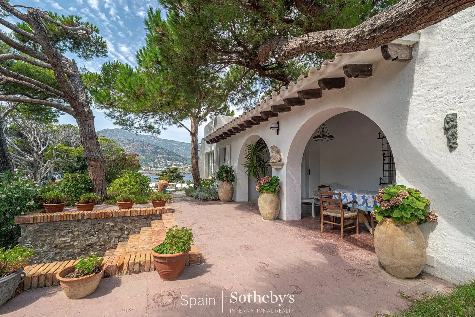 Terrassa de Casa o xalet en venda en El Port de la Selva amb Calefacció, Jardí privat i Terrassa