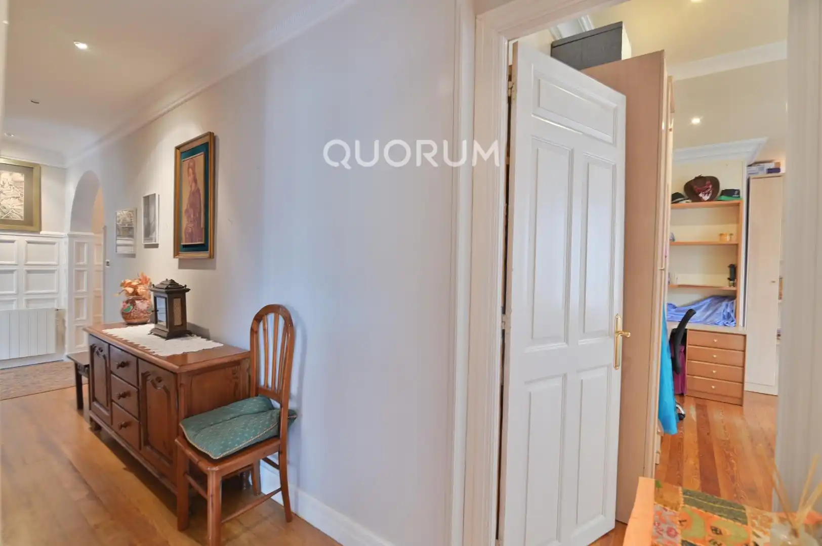 Habitación de Piso en venta en Bilbao  con Calefacción y Balcón