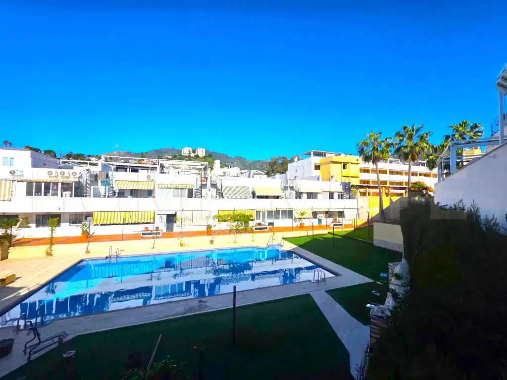 Apartament amb ascensor en venda a Torrequebrada, imagen 3