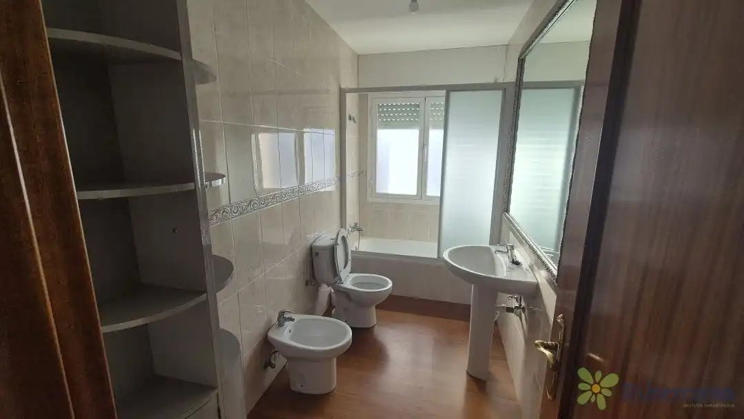 Bathroom of Houses for sale in Fustiñana  with Air Conditioner, Heating and Private garden