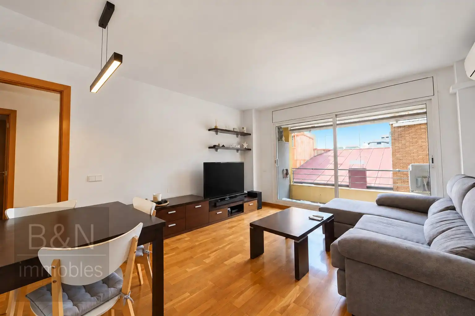 Flat with terrace for sale in Nord-oest, imagen 4