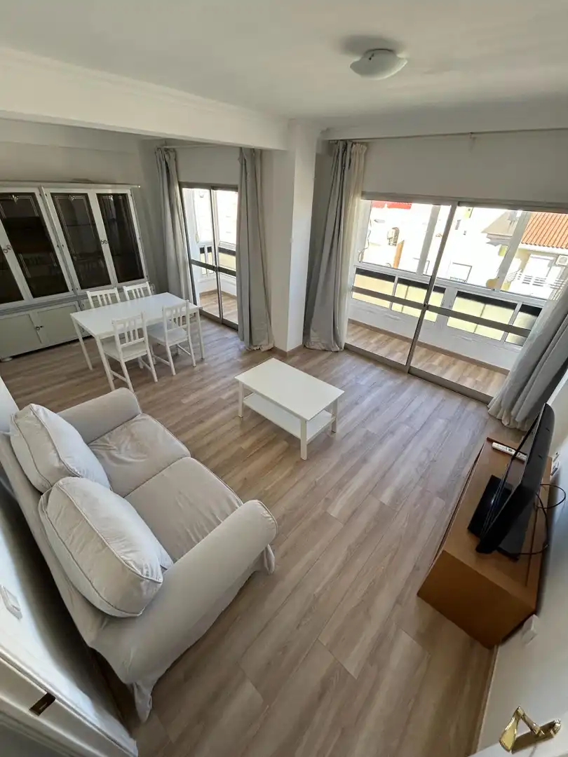 Living room of Flat for sale in Málaga  with Air Conditioner, Terrace and Balcony