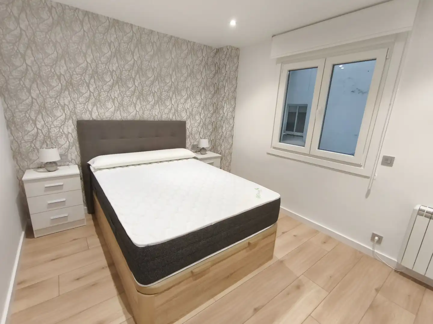 Habitación de Piso de alquiler en Ames con Calefacción, Parquet y Amueblado