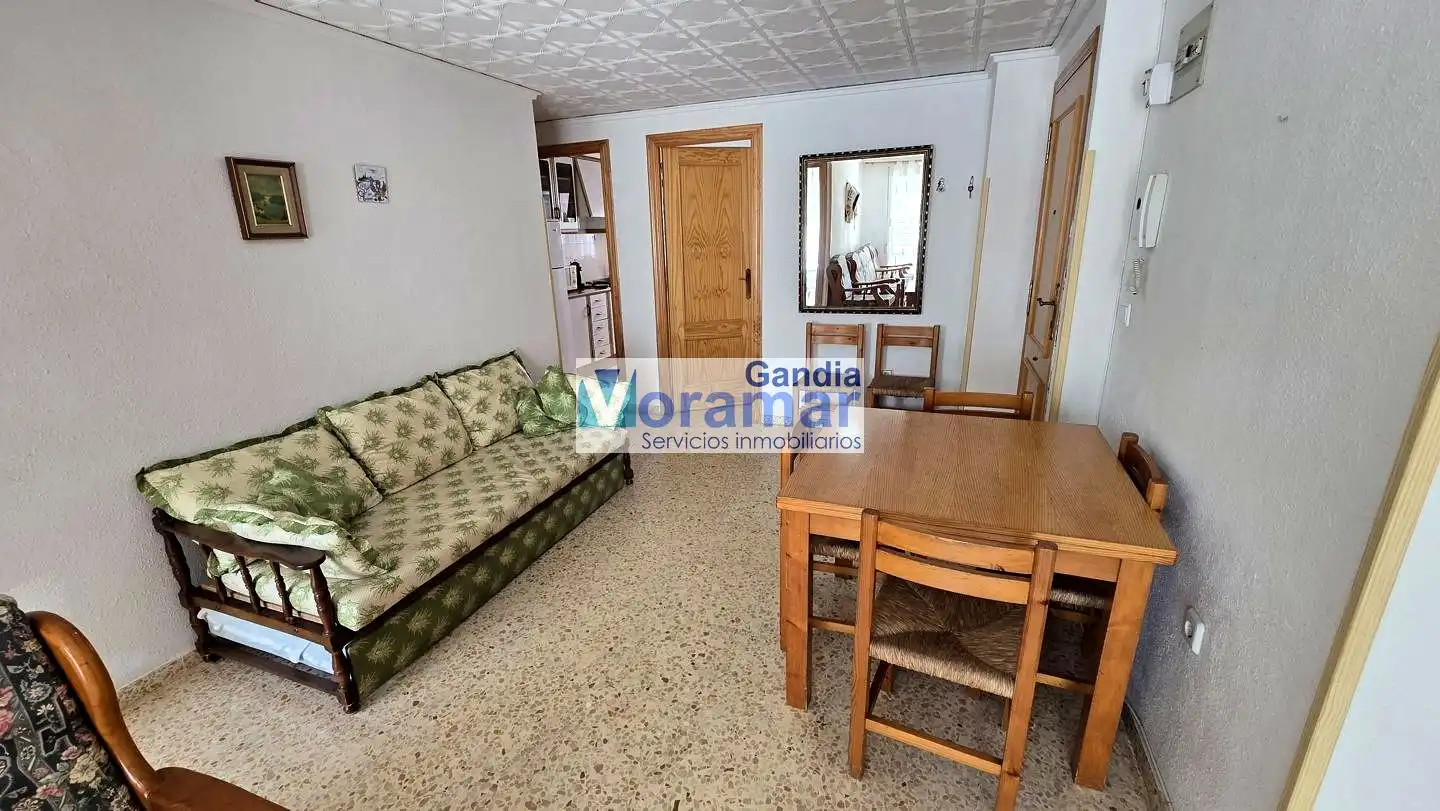 Schlafzimmer von Wohnungen zur Miete in Miramar mit Heizung, Terrasse und Möbliert