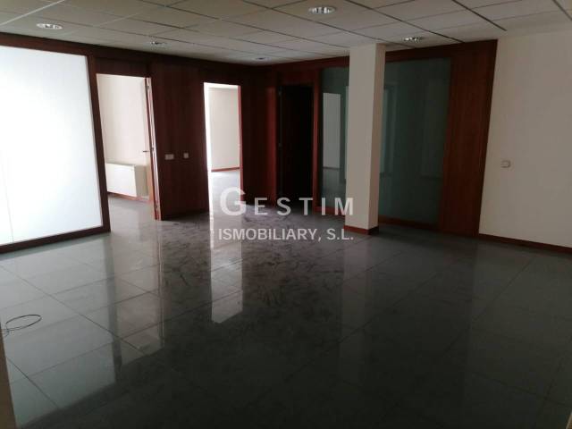 Oficina en Alquiler en Calle SANT JUST en Centre