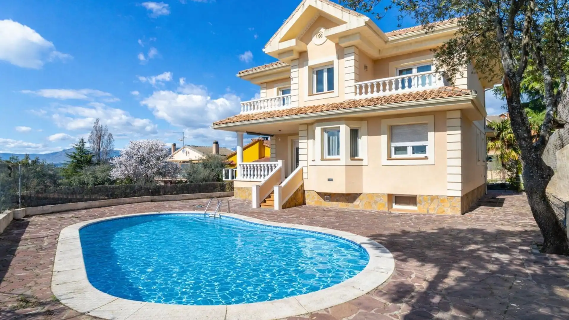 Casa o xalet en venda a Calle de la Perdiz, 252, Fontenebro - Altavista