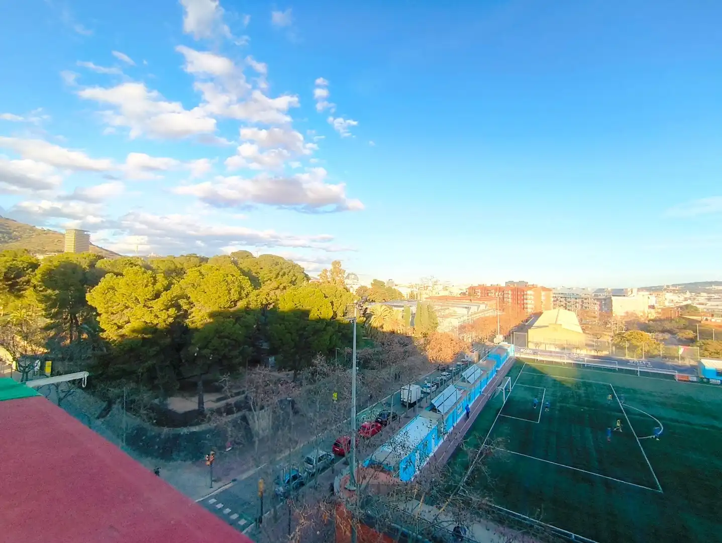 Vista exterior de Àtic en venda en Barcelona