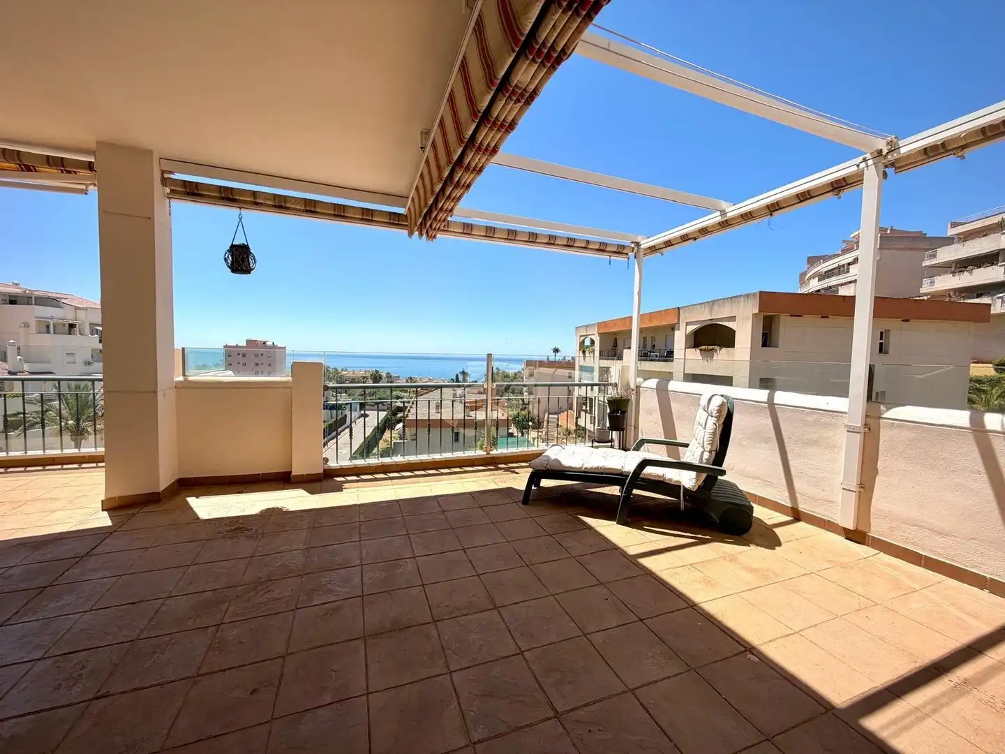 Terraza de Piso en venta en Benalmádena con Aire acondicionado, Jardín privado y Terraza
