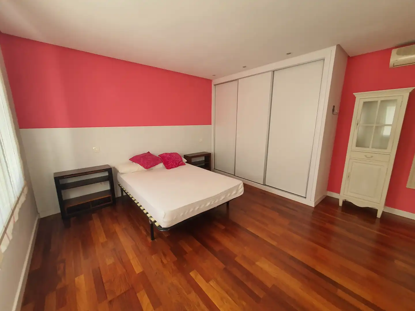 Schlafzimmer von Wohnung zur Miete in Palencia mit Klimaanlage, Parkett und Abstellraum