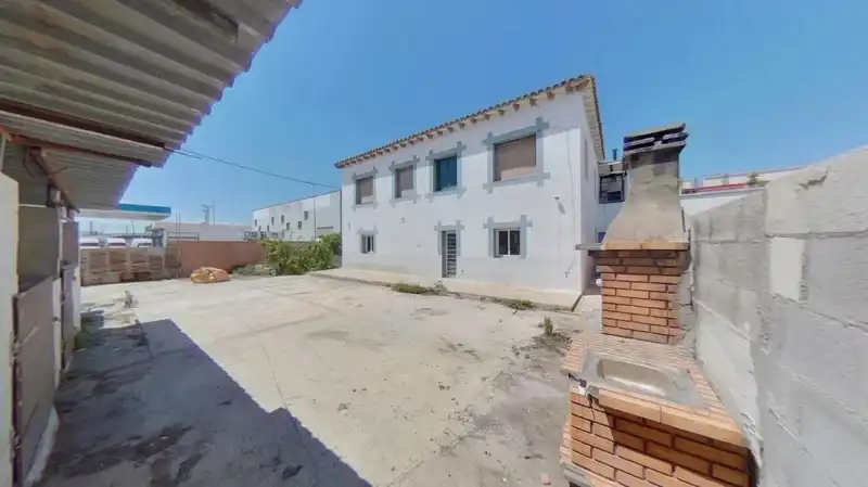 Villa zum Verkauf in Carrer Túria, imagen 5