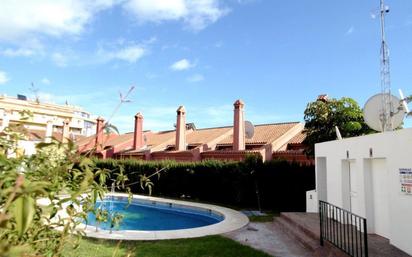 Jardí de Casa adosada en venda en Fuengirola amb Terrassa, Traster i Piscina