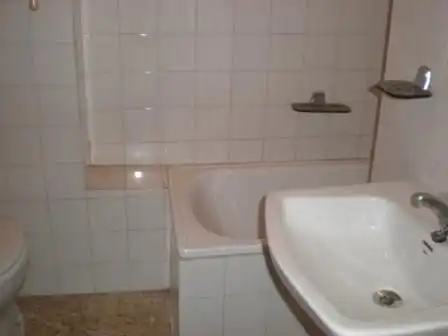 Bany de Pis en venda en Peñarroya-Pueblonuevo amb Terrassa