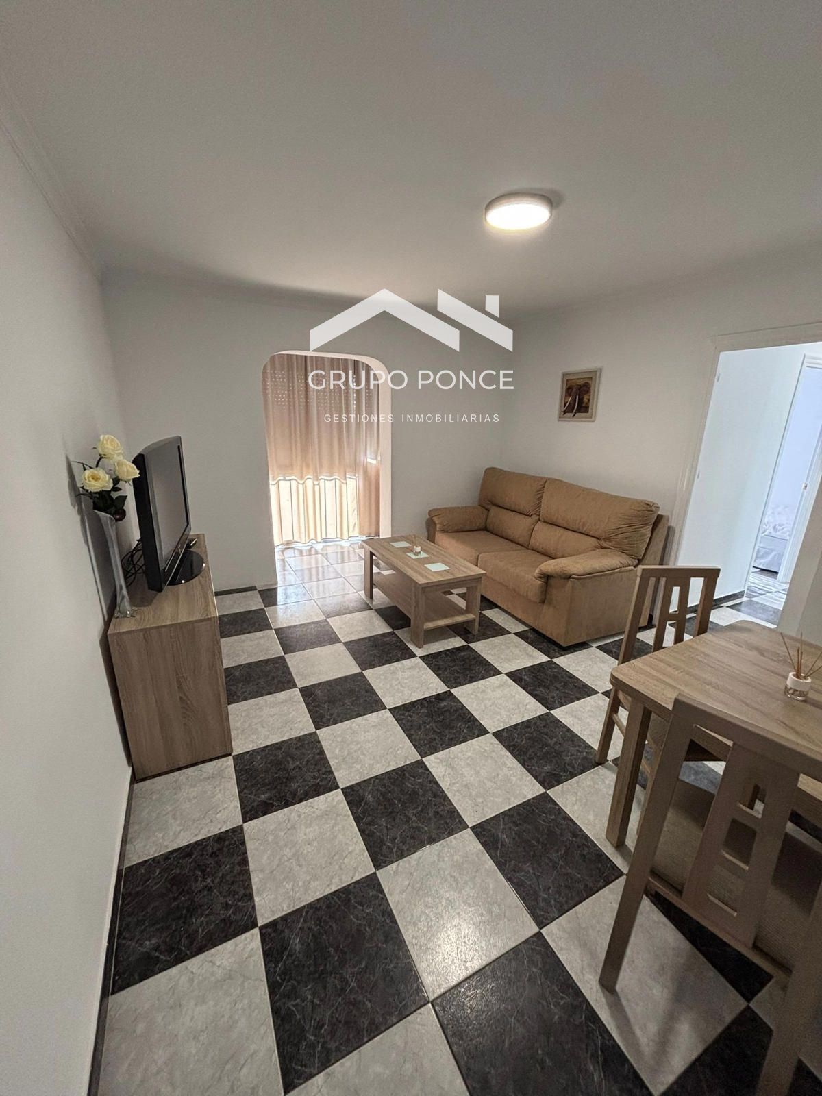 Sala d'estar de Pis en venda en El Puerto de Santa María amb Moblat