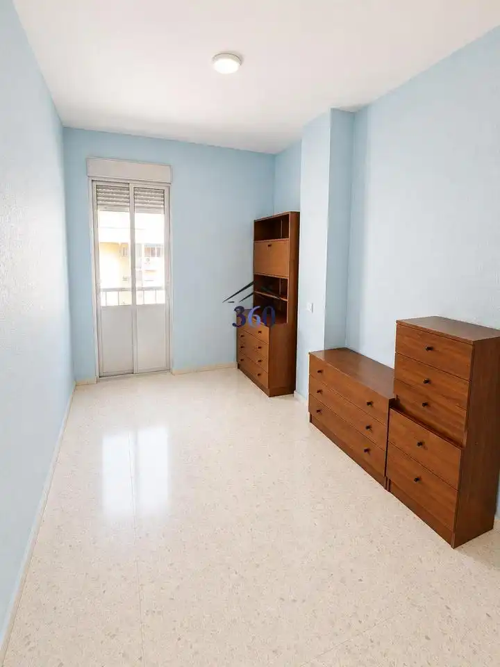 Schlafzimmer von Wohnung zum Verkauf in Cáceres mit Terrasse und Möbliert
