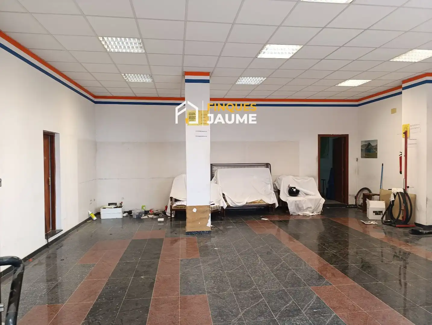 Business premises for sale in JOSE OLONDRIZ OSTIZ, imagen 2