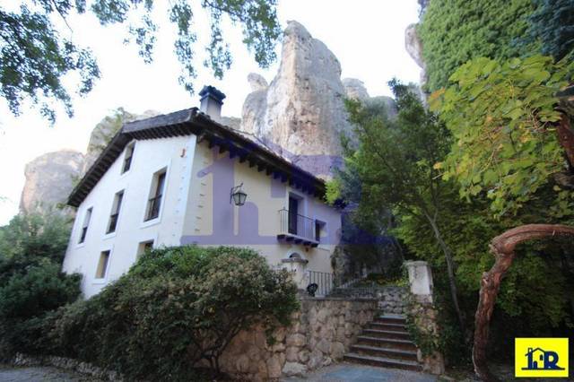 Casa-chalet en Venta en Hoz de Huecar en Hoyo de Manzanares