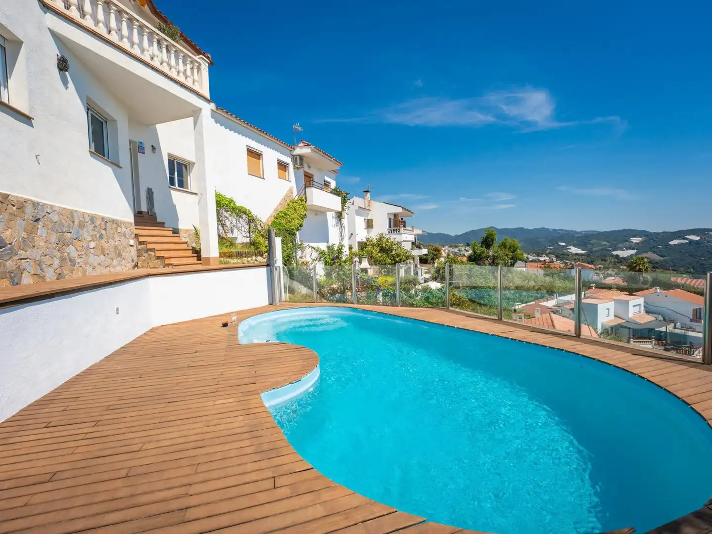 Casa a schiera con piscina in vendita a Sant Cebrià de Vallalta, imagen 2