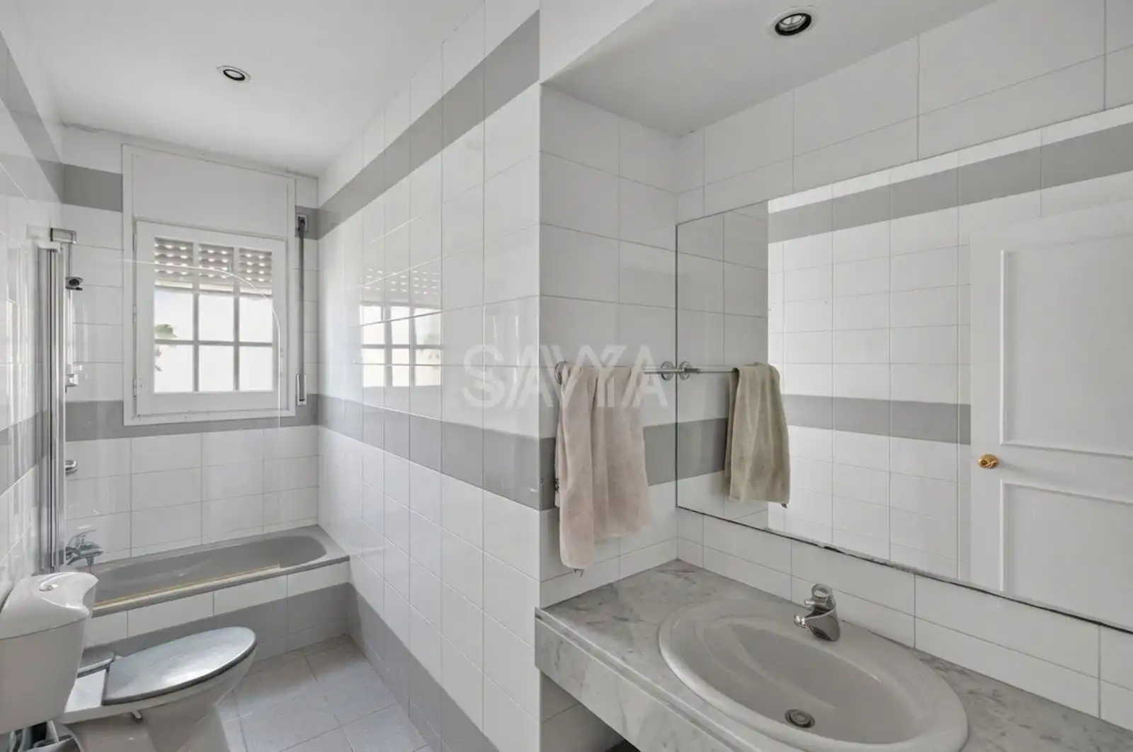 Baño de Casa o chalet en venta en Sant Just Desvern con Aire acondicionado, Terraza y Trastero
