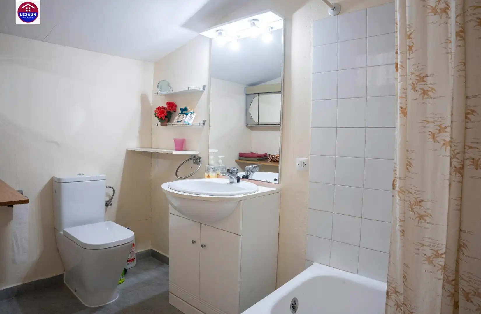 Baño de Dúplex en venta en Falces con Trastero y Amueblado