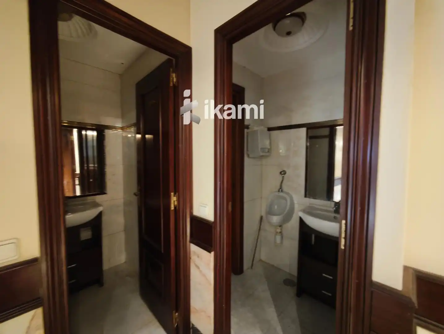 Badezimmer von Gebäude zum Verkauf in Alcorcón