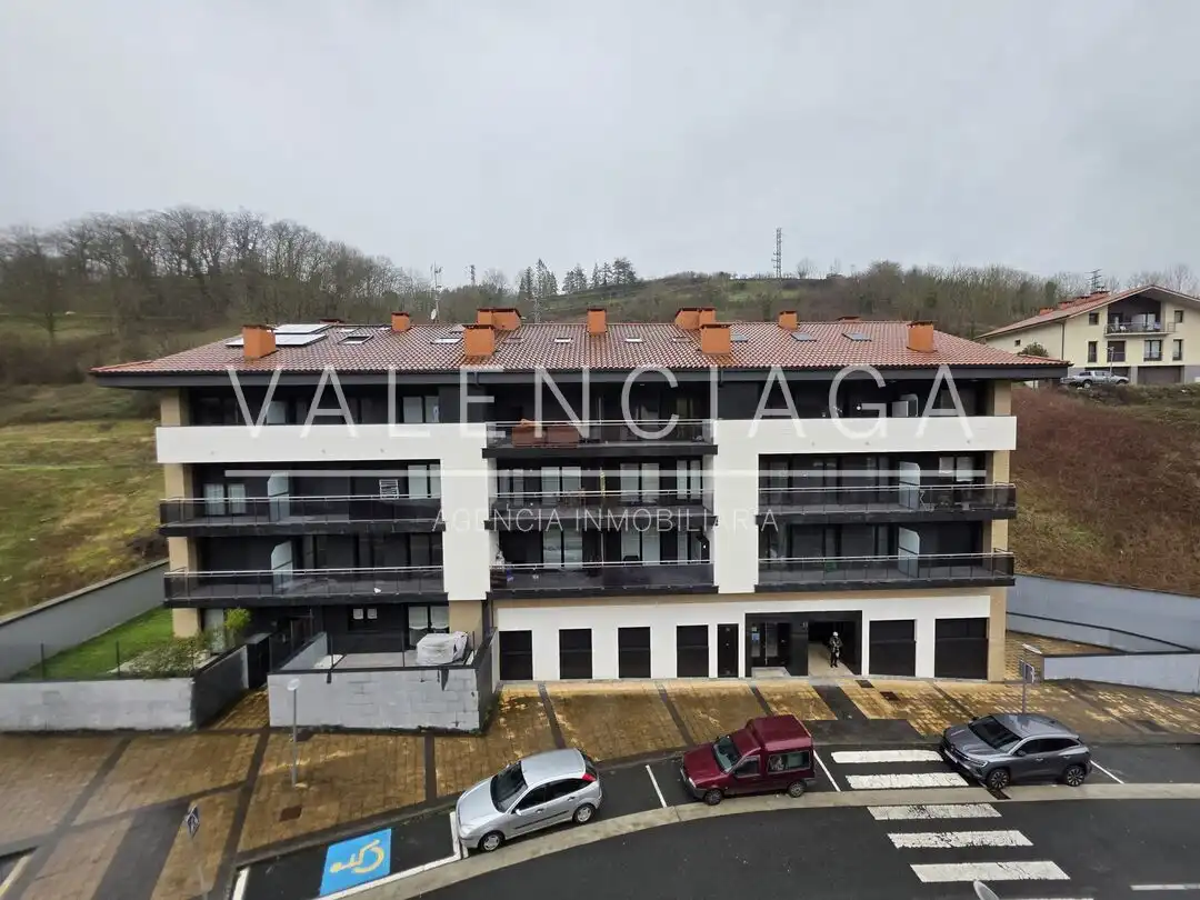 Vista exterior de Piso en venta en Zegama con Calefacción, Terraza y Trastero
