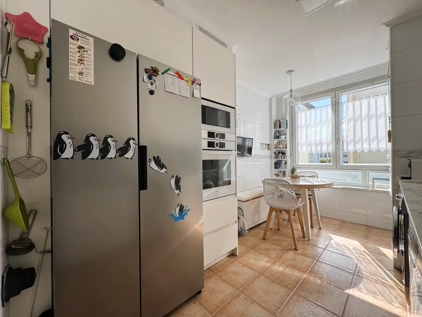 Cocina de Piso en venta en Getxo  con Calefacción, Terraza y Amueblado