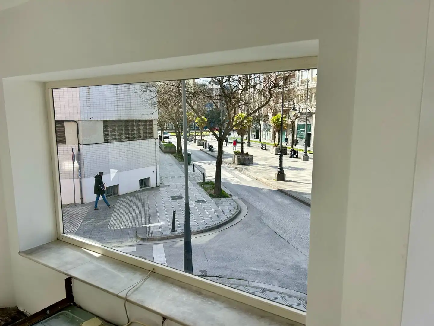Vista exterior de Local en venda en Ponferrada amb Aire condicionat