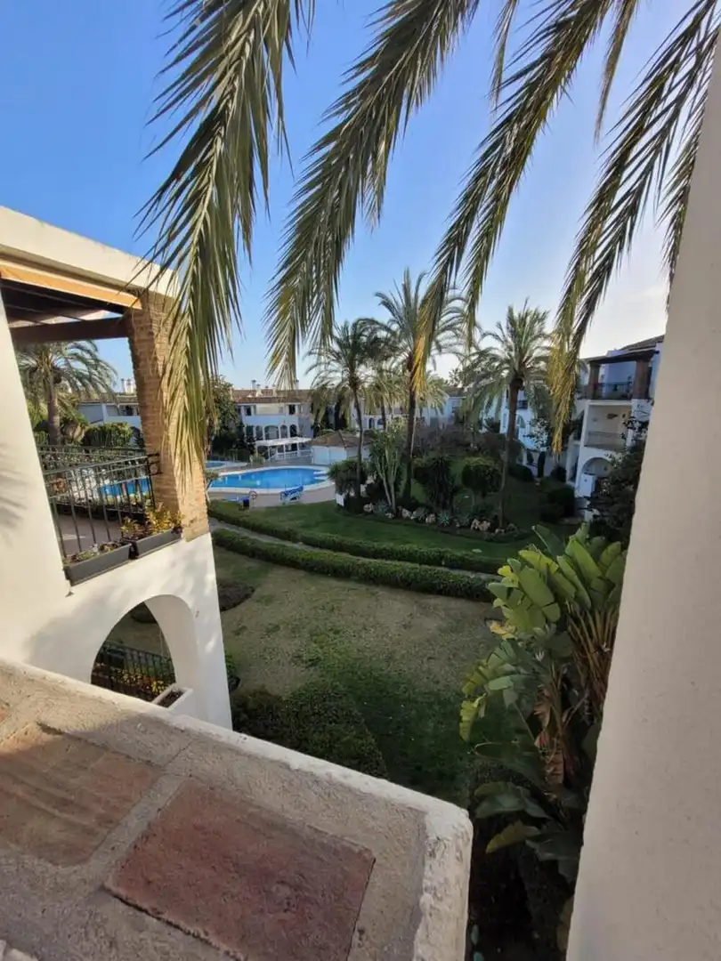 Apartament amb piscina en venda a Selwo, imagen 2