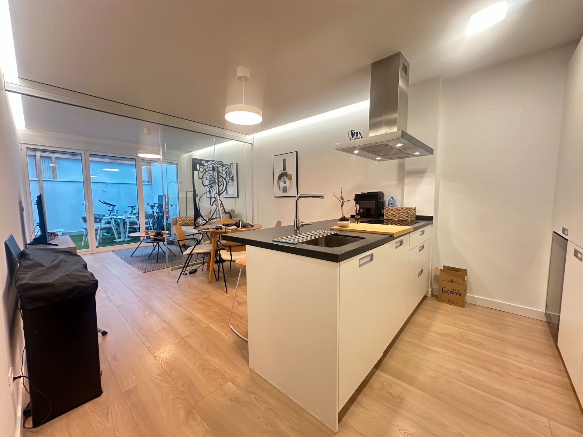 Kitchen of Flat for sale in Santiago de Compostela   with Heating, Parquet flooring and Terrace