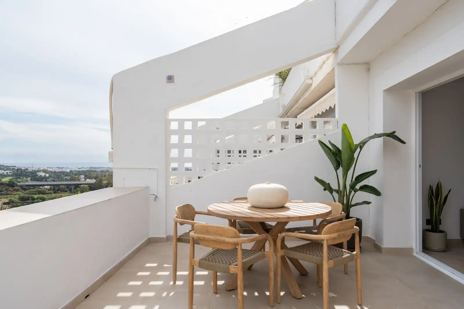 Flat with pool for sale in Nueva Andalucía, imagen 12