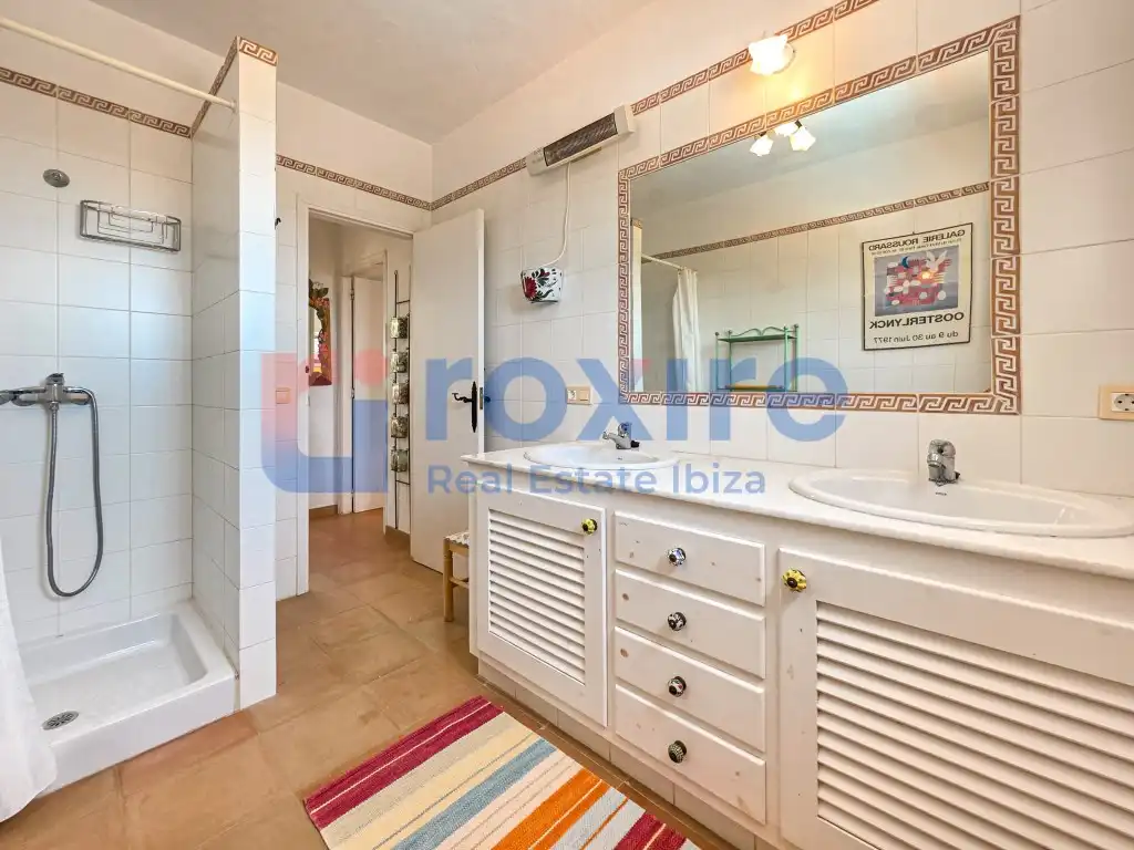 Bathroom of Houses for rent in Sant Josep de sa Talaia  with Air Conditioner, Private garden and Terrace