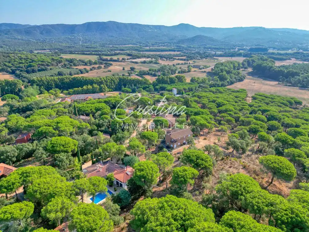 Vista exterior de Casa o xalet en venda en Santa Cristina d'Aro amb Calefacció i Piscina