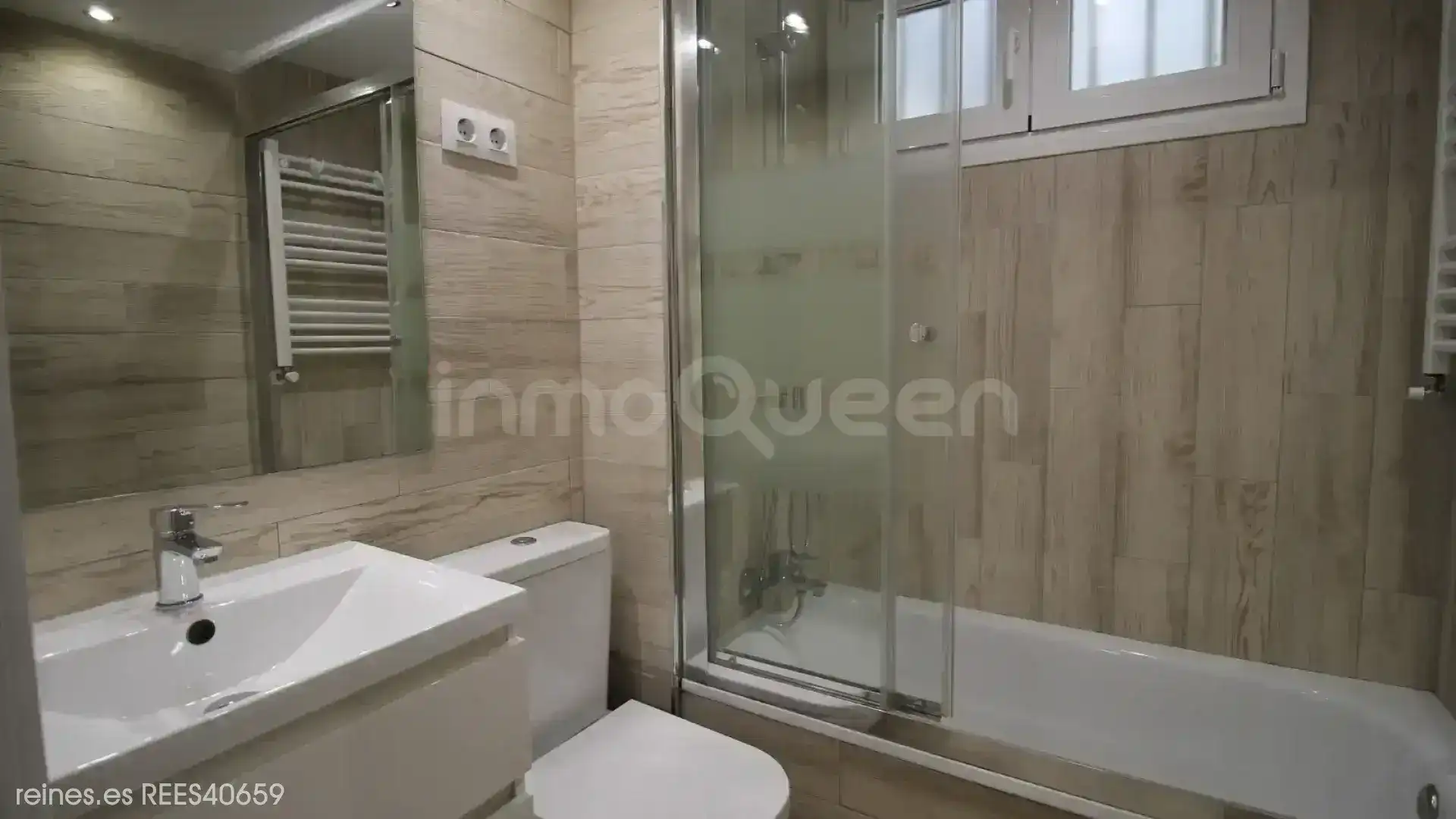 Baño de Piso en venta en Madrid con Aire acondicionado y Calefacción