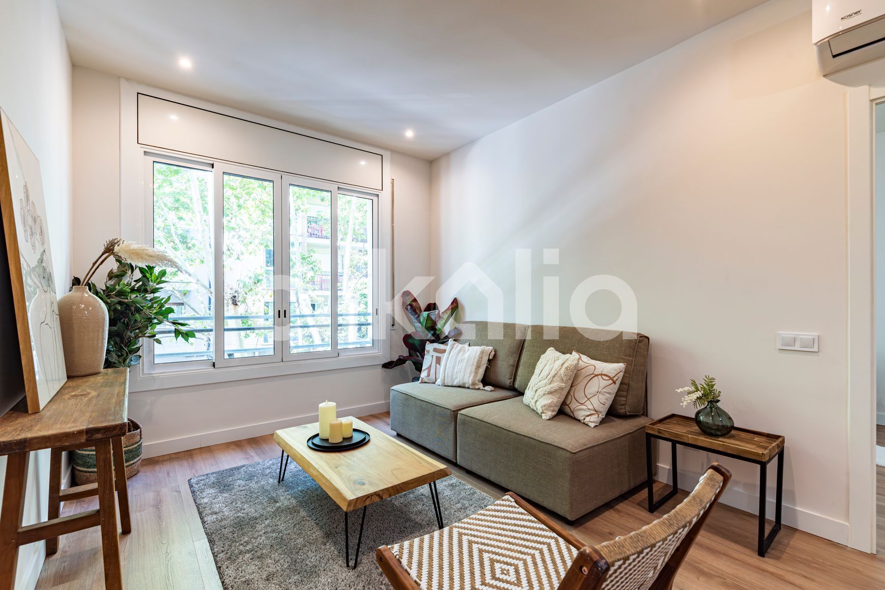 Living room of Flat for sale in  Barcelona Capital  with Air Conditioner and Heating