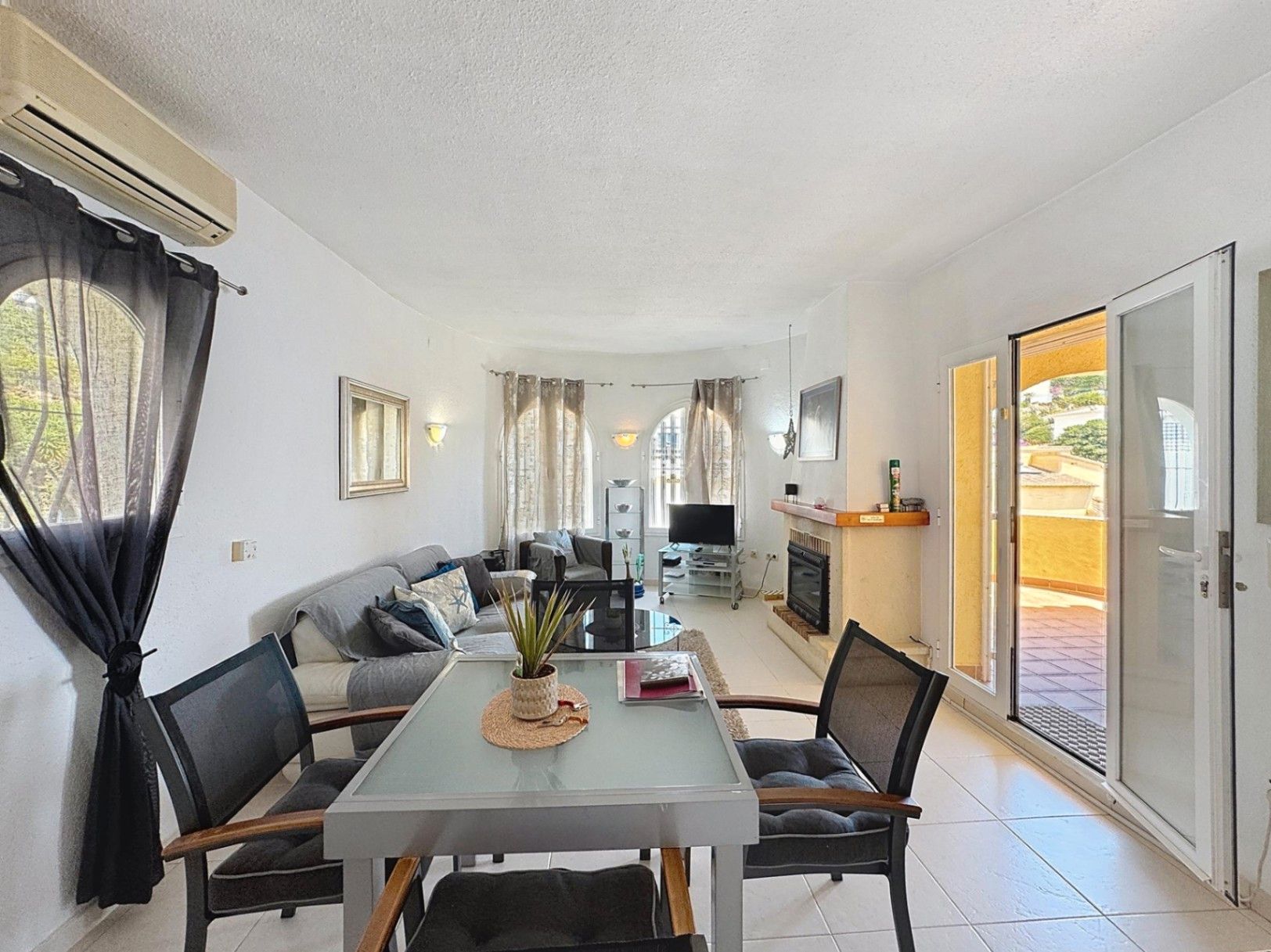 Living room of House or chalet for sale in Benitachell / El Poble Nou de Benitatxell  with Air Conditioner, Heating and Private garden