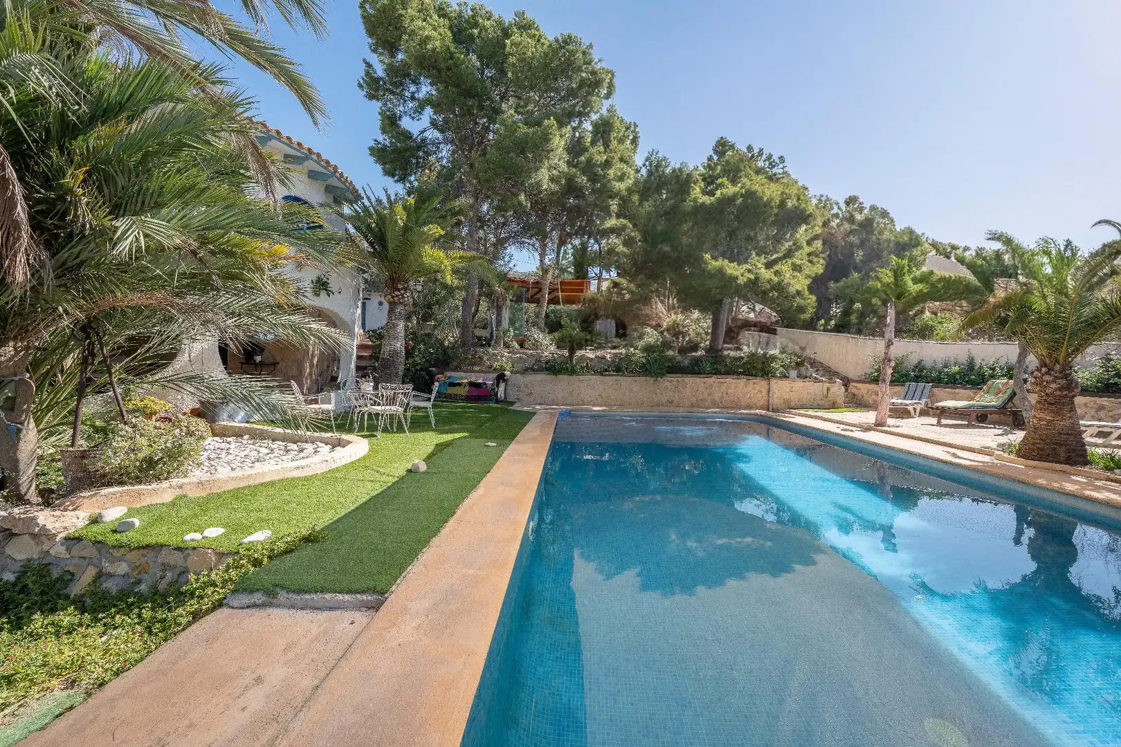 Piscina de Casa o chalet en venta en El Campello con Aire acondicionado, Calefacción y Jardín privado