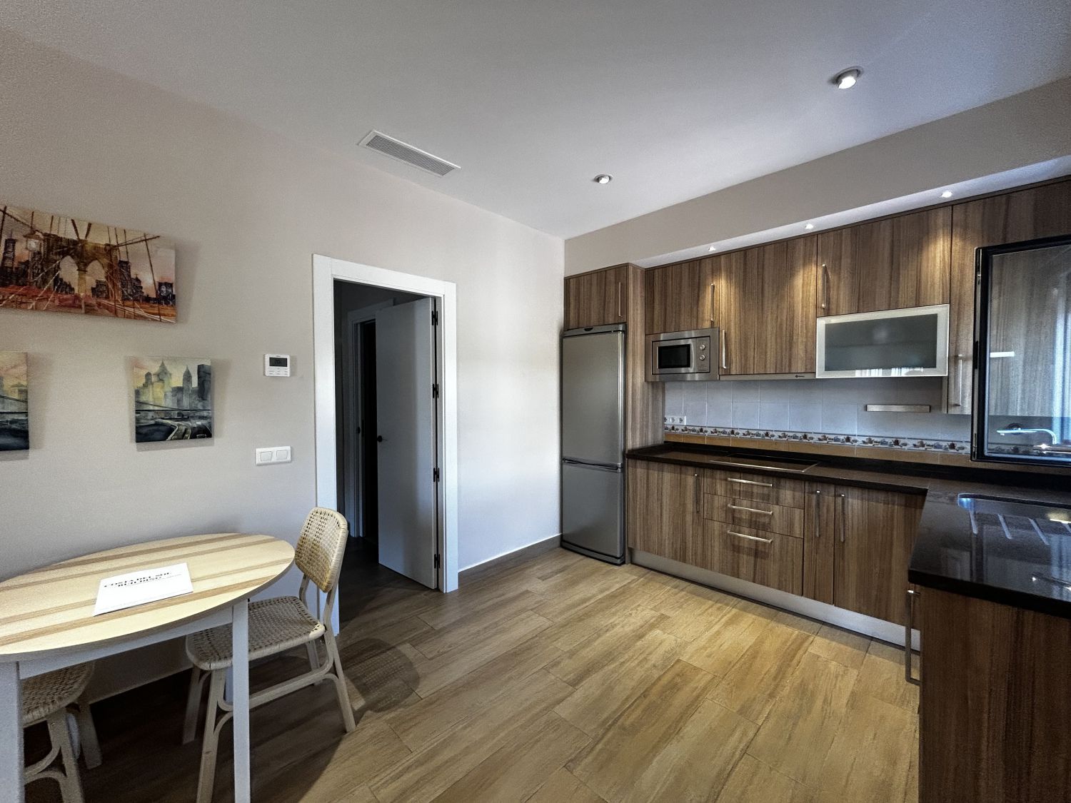 Cuina de Apartament de lloguer en Málaga Capital amb Aire condicionat, Calefacció i Moblat