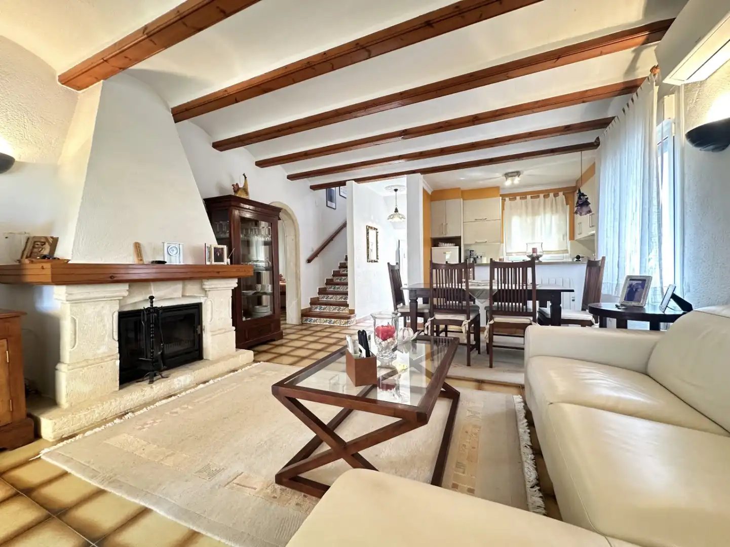 Sala de estar de Casa o chalet en venta en Moraira con Aire acondicionado, Calefacción y Jardín privado