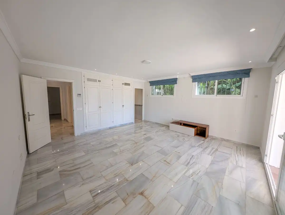 Casa a schiera in vendita a Nueva Andalucía, imagen 11