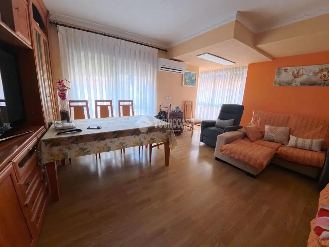 Sala de estar de Piso en venta en Alicante / Alacant