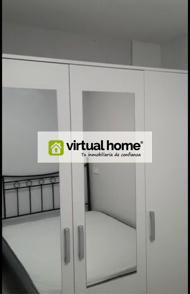 Dormitori de Apartament en venda en Benidorm amb Aire condicionat, Jardí privat i Piscina comunitària