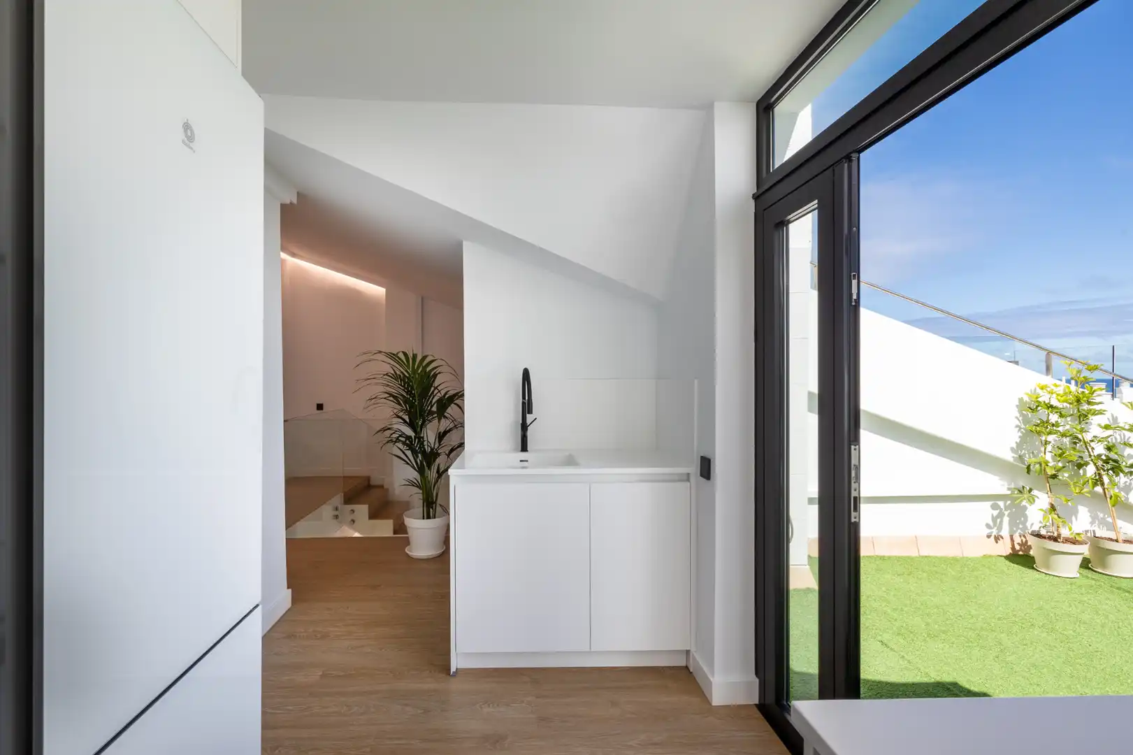 Penthouse with lift for sale in Calle Nicolás Estévanez 59, imagen 15