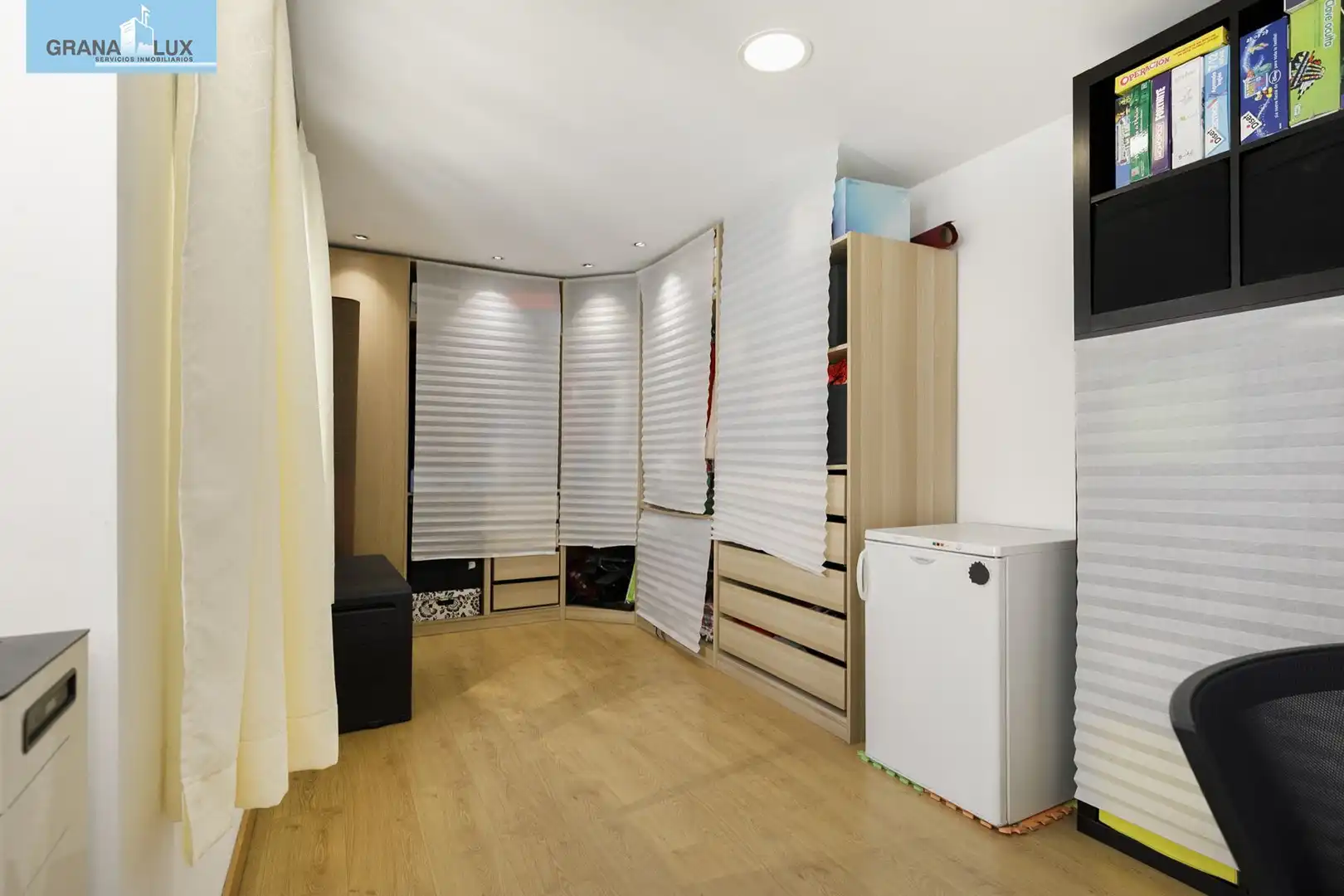 Casa a schiera con terrazza in vendita a 22 Calle Pensamiento, imagen 12