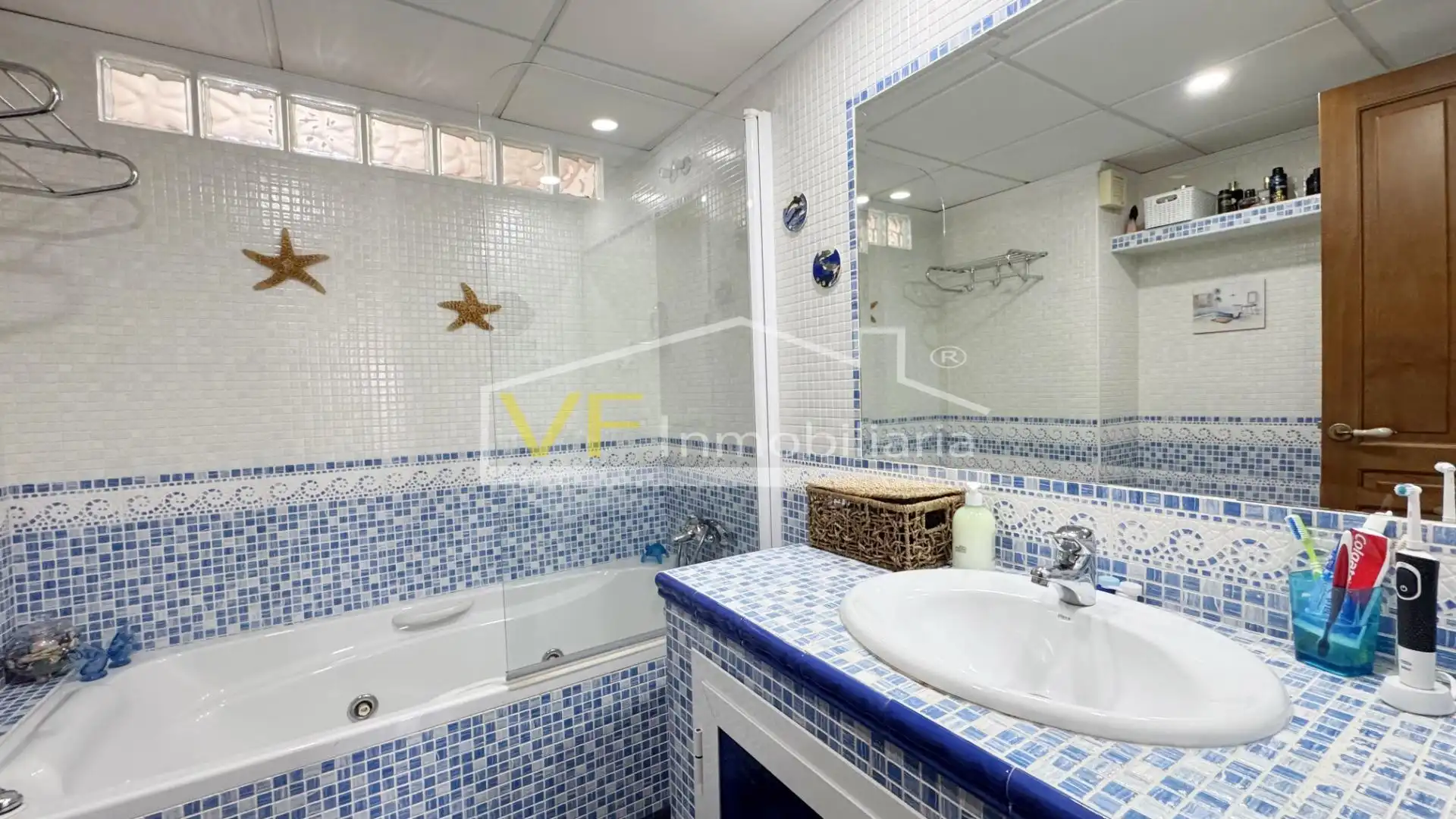 Baño de Piso en venta en Málaga con Aire acondicionado, Calefacción y Terraza