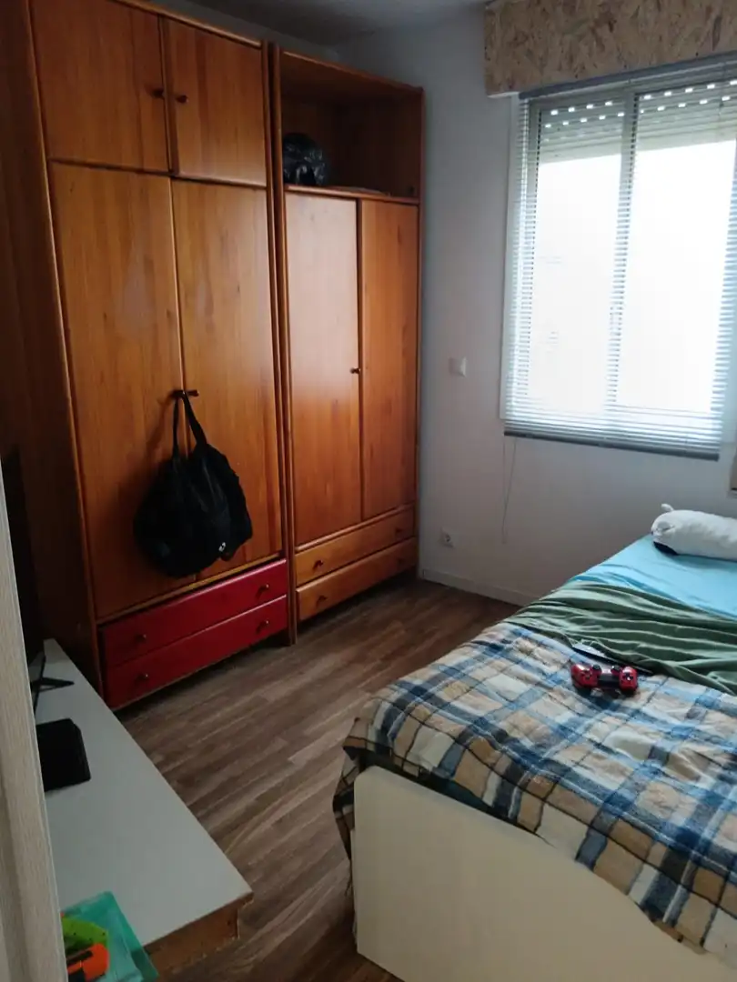 Habitación de Casa o chalet en venta en Vigo  con Calefacción y Amueblado