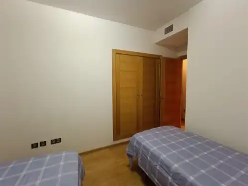 Dormitori de Pis per a compartir en Málaga amb Aire condicionat, Calefacció i Parquet