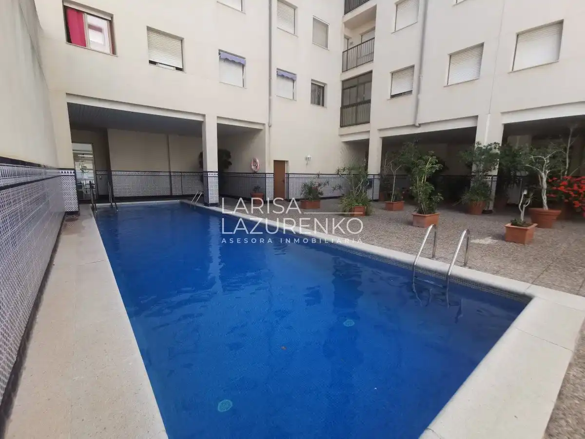 Piscina de Pis en venda en Cambrils amb Aire condicionat, Balcó i Piscina comunitària