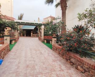Terrassa de Casa o xalet en venda en El Ejido amb Aire condicionat, Jardí privat i Terrassa